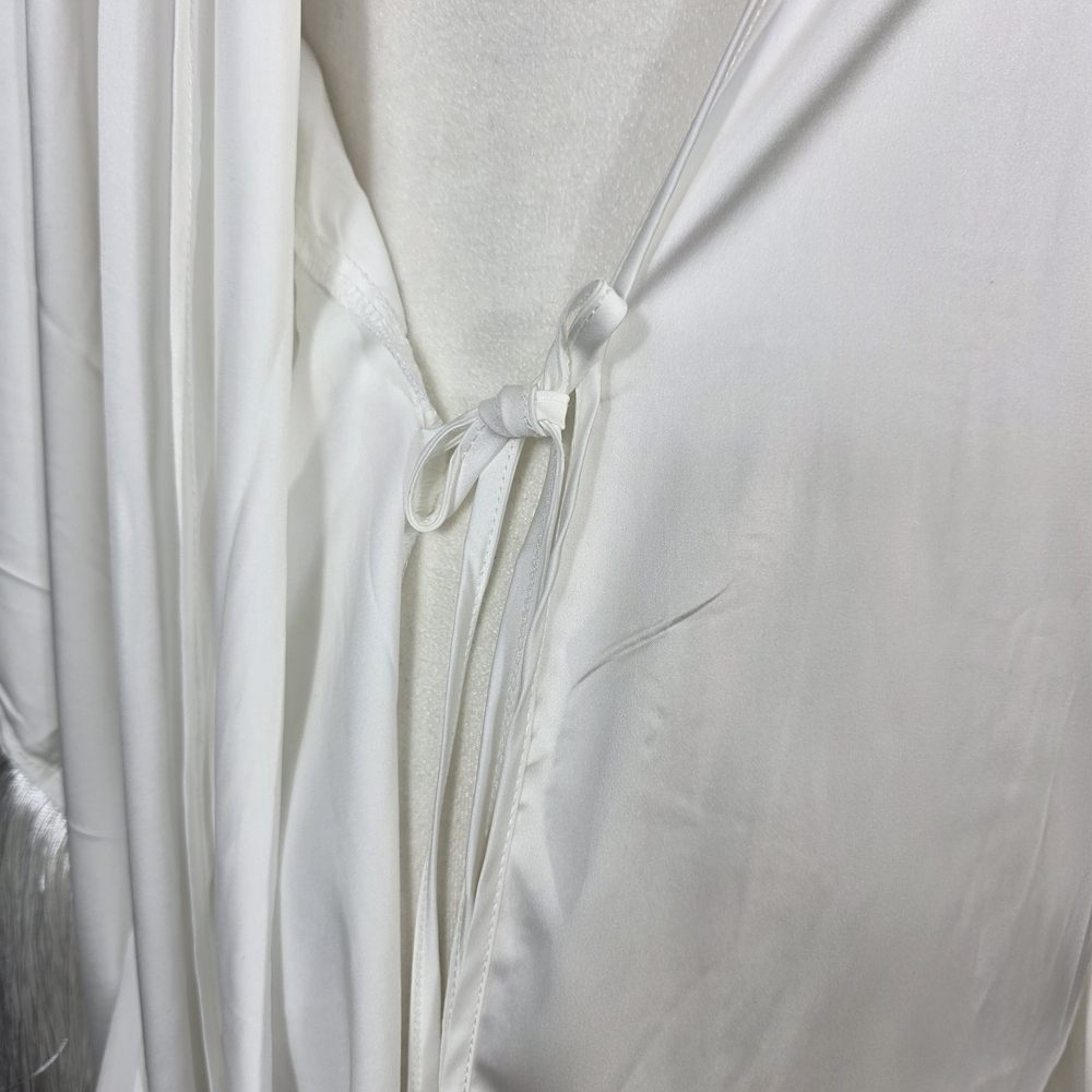 Homebodii Pricilla fringe Luxury White Satin Robe - Picture 10 of 16